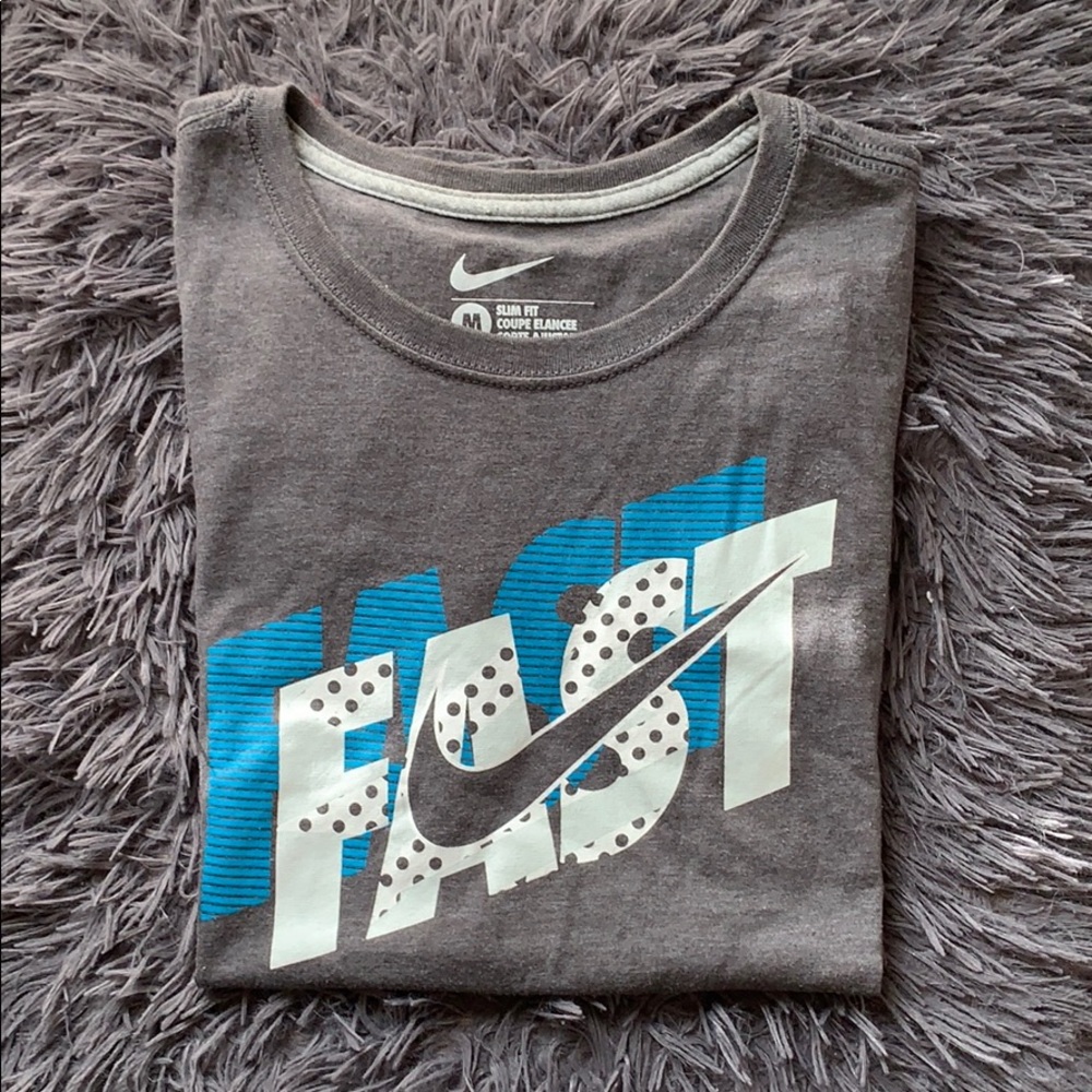 Nike grey tee